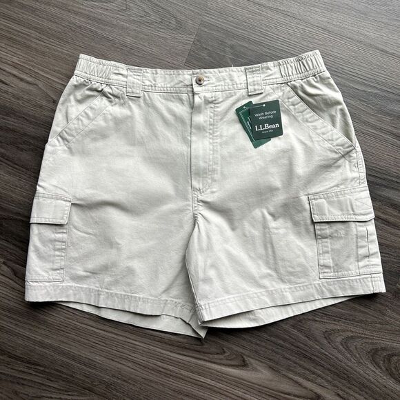 LL Bean Cargo Shorts Men's Size 35 Tropic Weight Comfort Waist Beige NWT - Picture 1 of 6